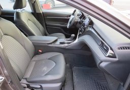 2023 Toyota Camry - Image 25