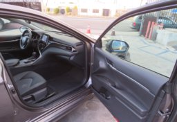 2023 Toyota Camry - Image 21