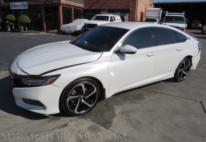 2019 Honda Accord Sedan - Image 2