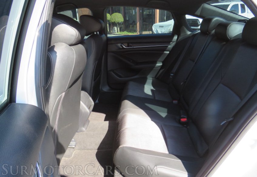 2019 Honda Accord Sedan - Image 30