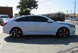 2019 Honda Accord Sedan - Image 11