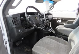 2020 Chevrolet Express Cargo Van - Image 25