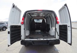 2020 Chevrolet Express Cargo Van - Image 17