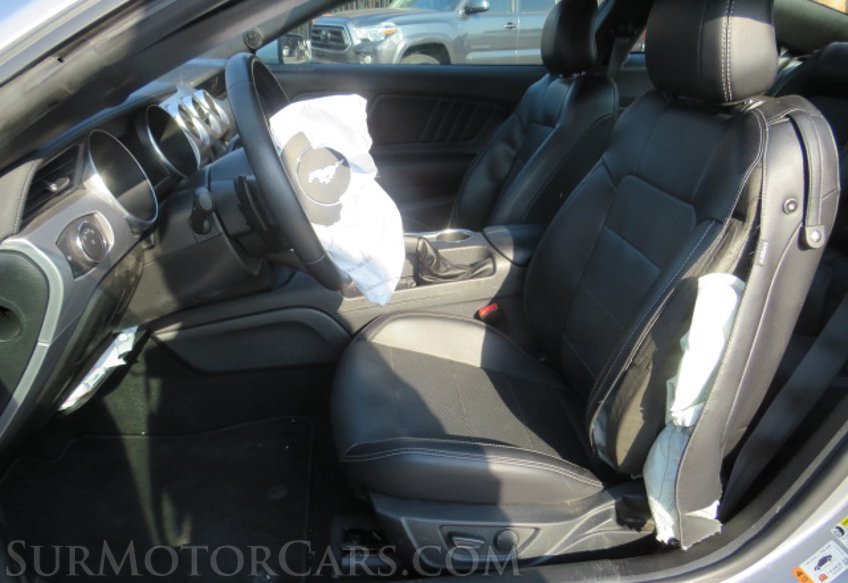 2020 Ford Mustang - Image 21