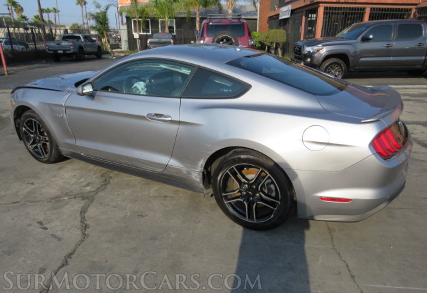 2020 Ford Mustang - Image 5