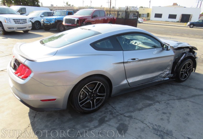 2020 Ford Mustang - Image 6