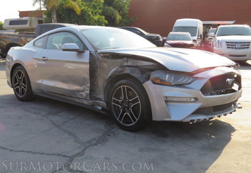 2020 Ford Mustang - Image 4