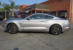 2020 Ford Mustang - Image 11