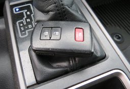 2021 Toyota Tacoma 4WD - Image 40