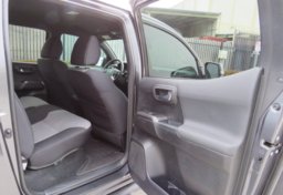 2021 Toyota Tacoma 4WD - Image 23