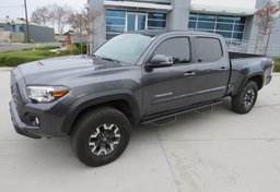 2021 Toyota Tacoma 4WD - Image 4