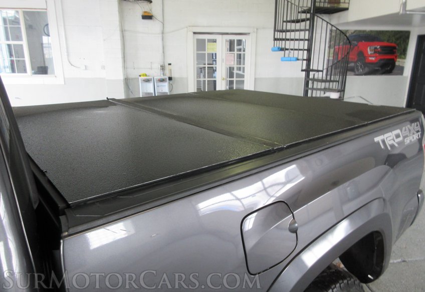 2021 Toyota Tacoma - Image 21