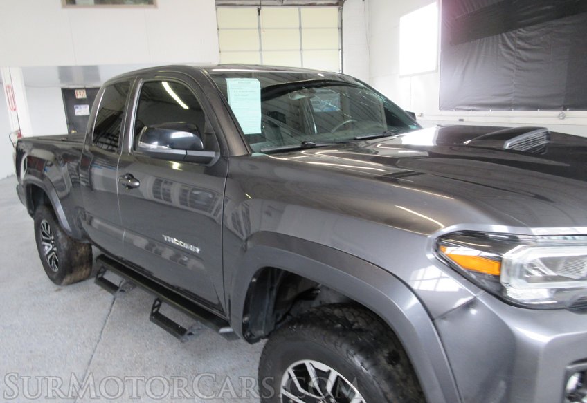 2021 Toyota Tacoma - Image 24