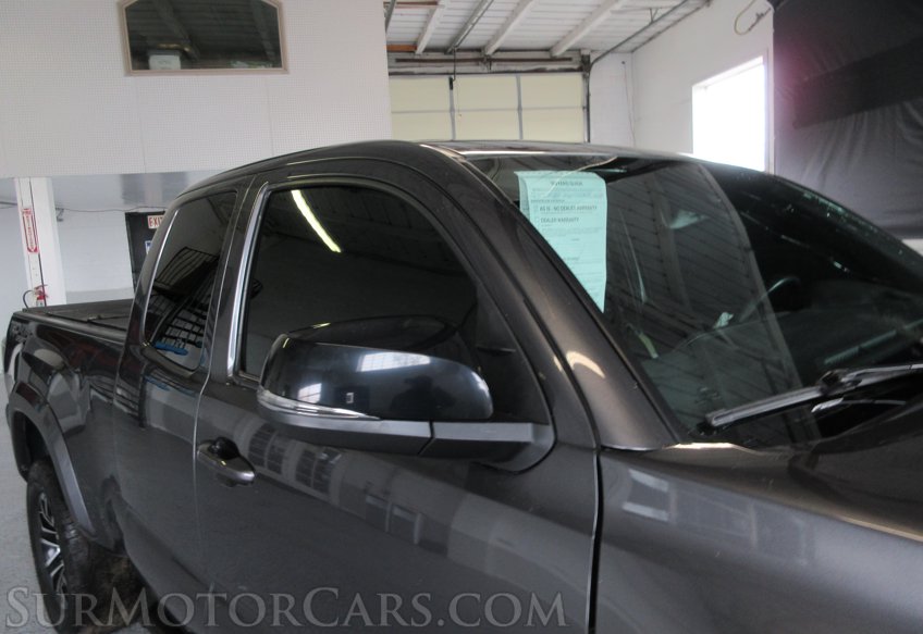 2021 Toyota Tacoma - Image 18