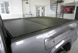 2021 Toyota Tacoma - Image 21