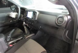 2021 Toyota Tacoma - Image 35