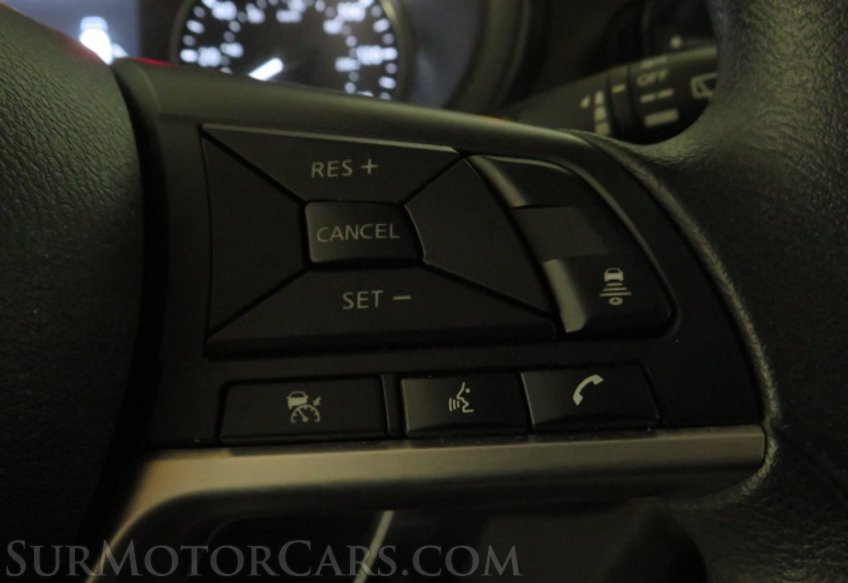 2021 Nissan Kicks - Image 30