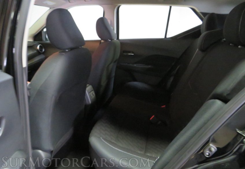 2021 Nissan Kicks - Image 28