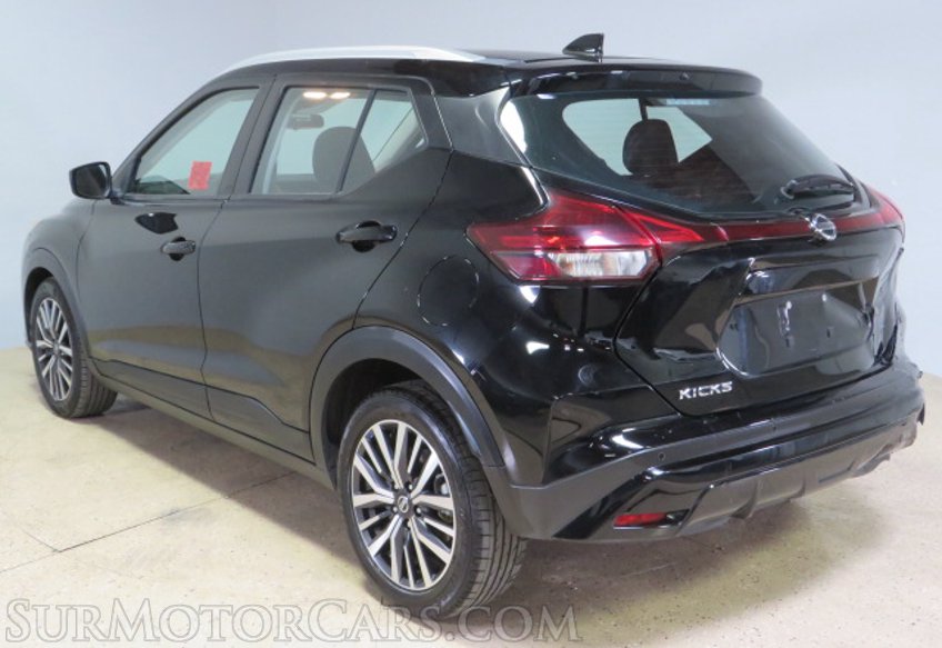 2021 Nissan Kicks - Image 8