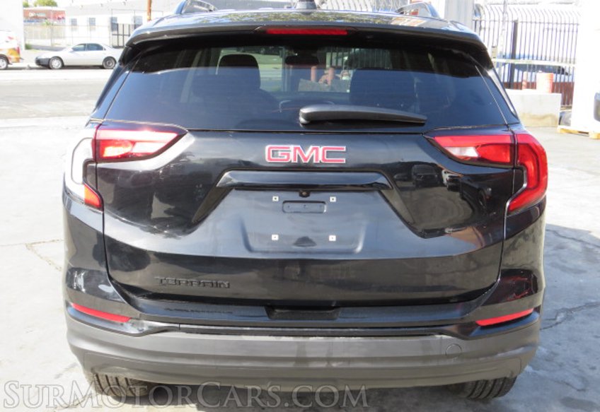 2020 GMC Terrain - Image 10