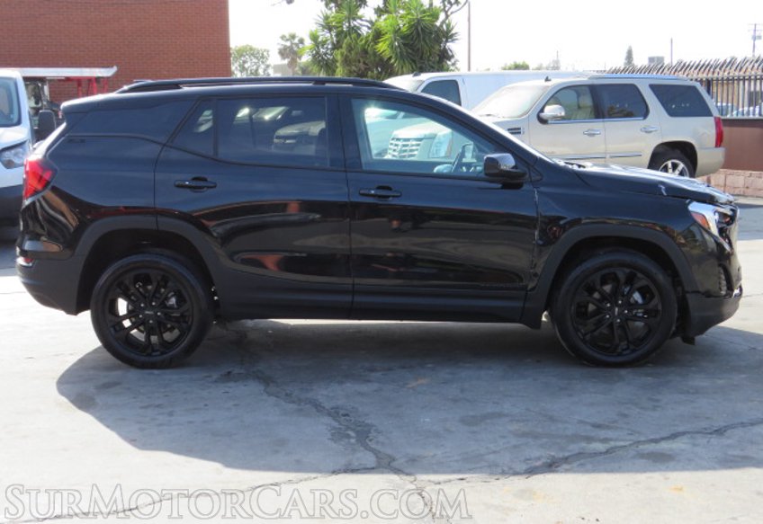 2020 GMC Terrain - Image 11