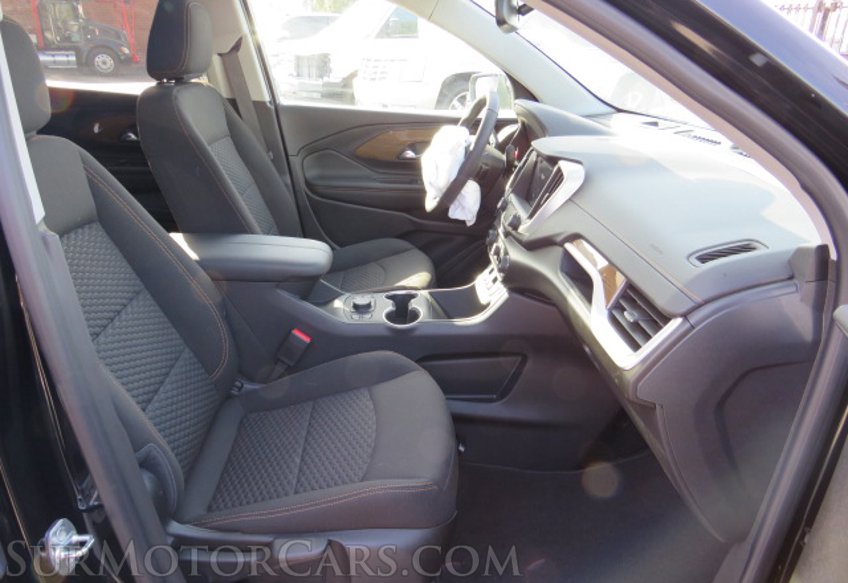 2020 GMC Terrain - Image 25