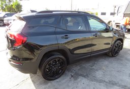 2020 GMC Terrain - Image 5