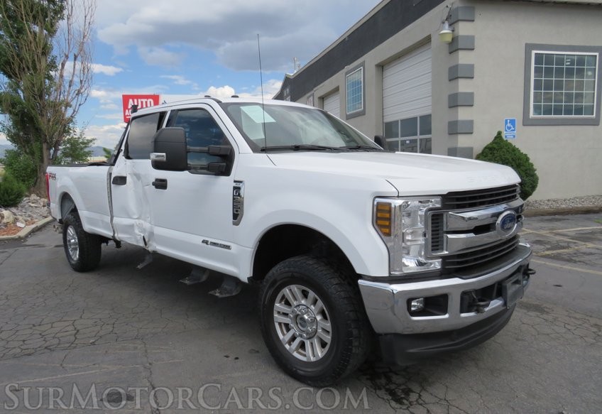 2019 Ford Super Duty F-350 SRW - Image 4
