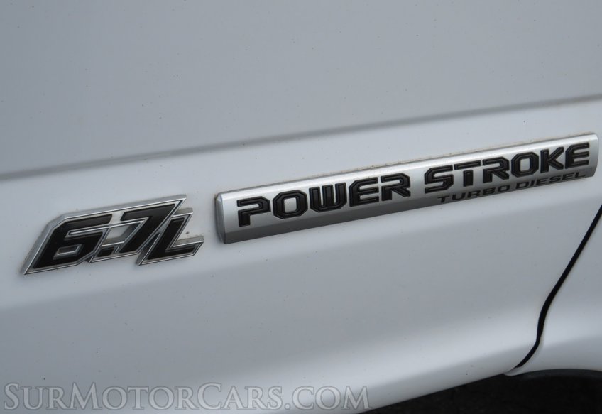 2019 Ford Super Duty F-350 SRW - Image 19