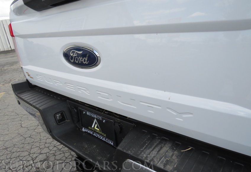 2019 Ford Super Duty F-350 SRW - Image 22