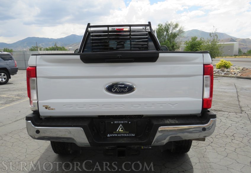 2019 Ford Super Duty F-350 SRW - Image 12