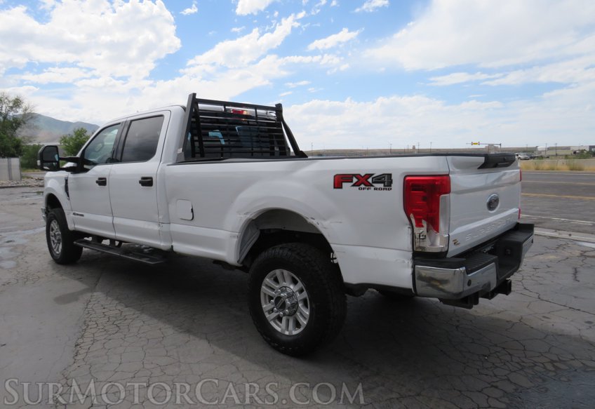 2019 Ford Super Duty F-350 SRW - Image 10