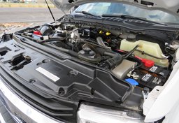 2019 Ford Super Duty F-350 SRW - Image 63