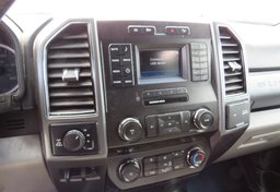 2019 Ford Super Duty F-350 SRW - Image 44