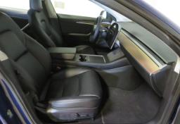 Thumbnail of 2022 Tesla Model 3