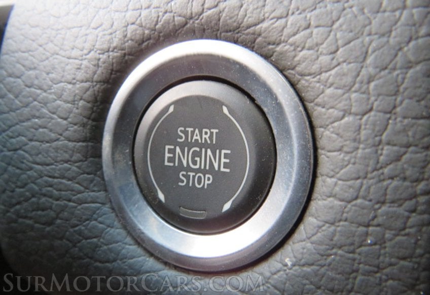 2023 GMC Yukon - Image 45