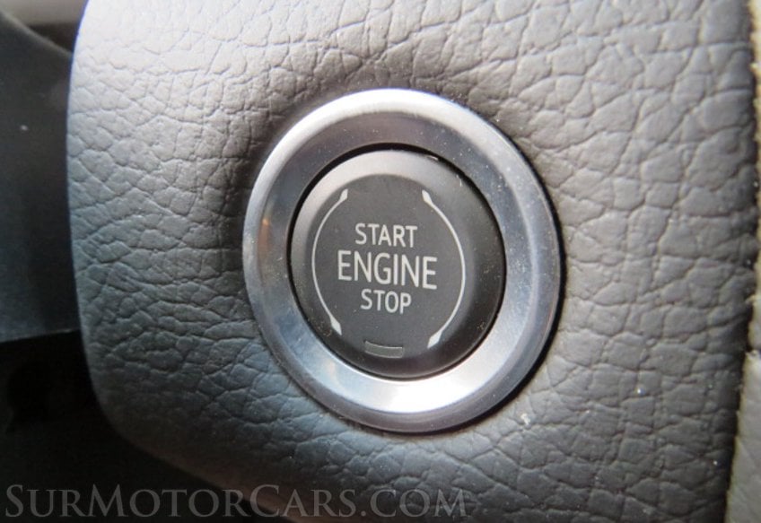 2023 GMC Yukon - Image 43