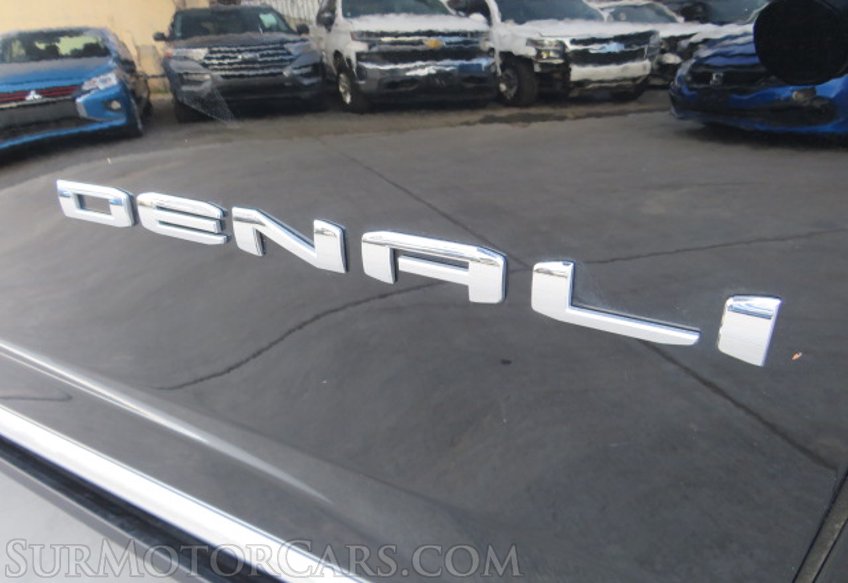 2023 GMC Yukon - Image 20