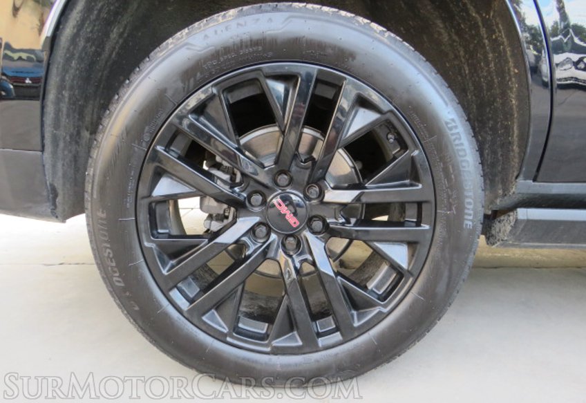 2023 GMC Yukon - Image 23