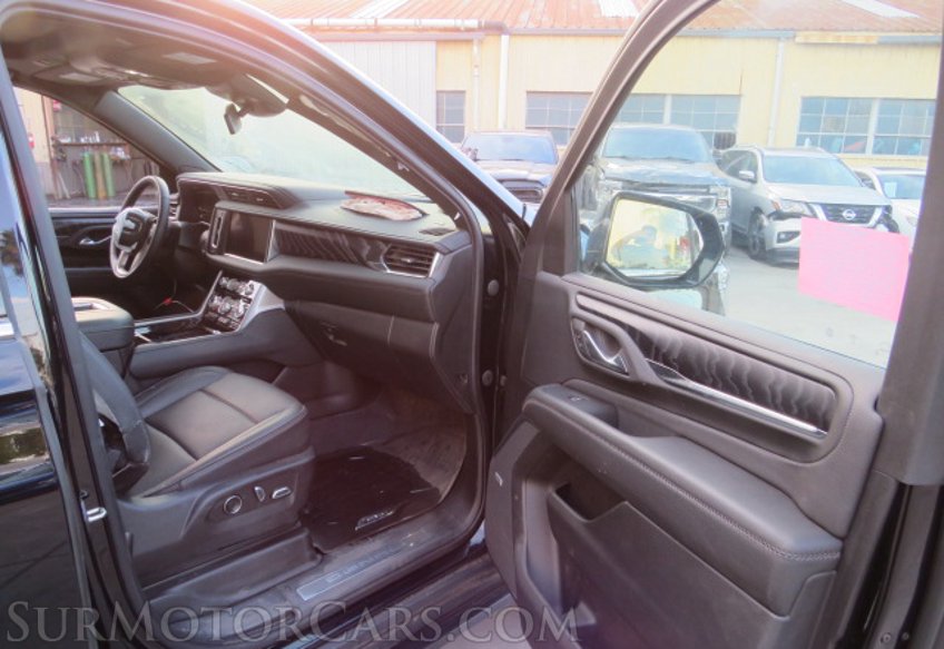 2023 GMC Yukon - Image 25