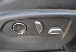 2023 GMC Yukon - Image 55