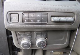 2023 GMC Yukon - Image 50