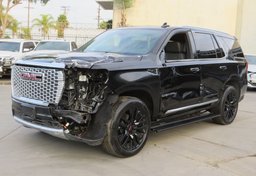 2023 GMC Yukon - Image 4