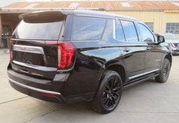 2023 GMC Yukon - Image 10