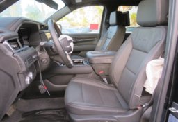 2023 GMC Yukon - Image 34