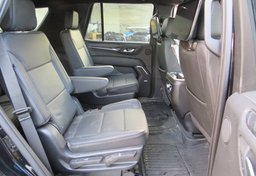 2023 GMC Yukon - Image 33