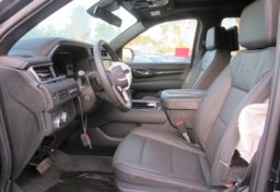 2023 GMC Yukon - Image 30