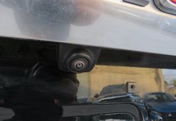 2023 GMC Yukon - Image 22