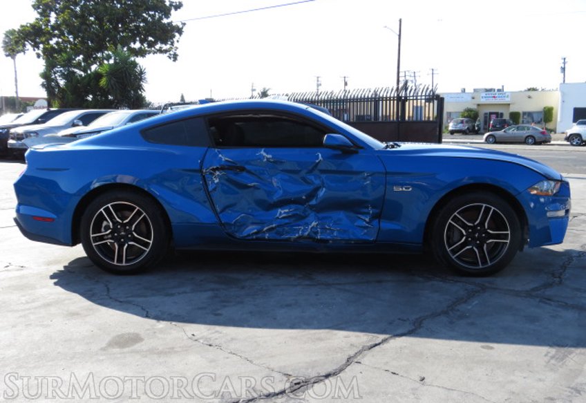 2020 Ford Mustang - Image 6