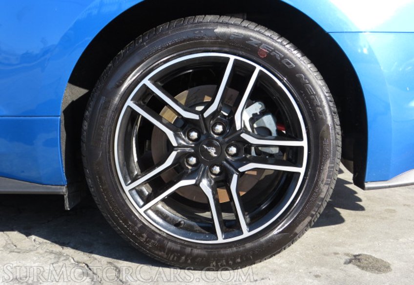 2020 Ford Mustang - Image 16